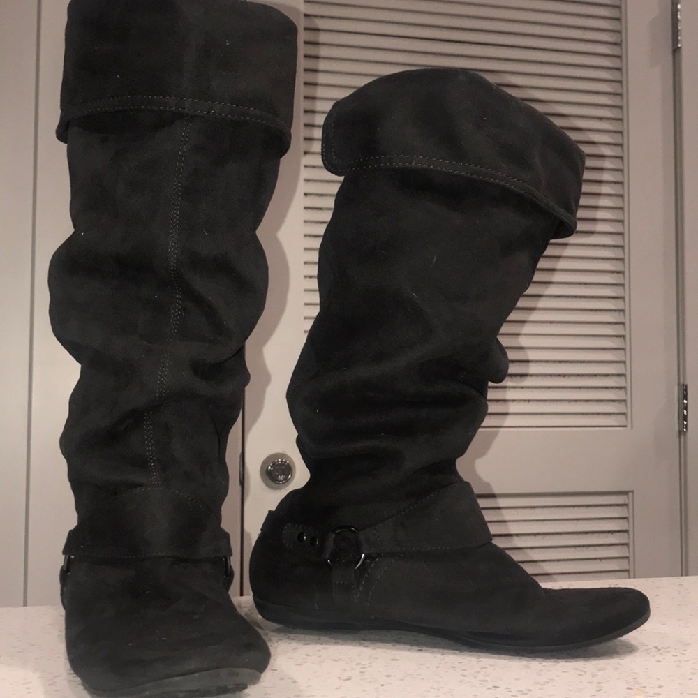 Suede Nine West boots